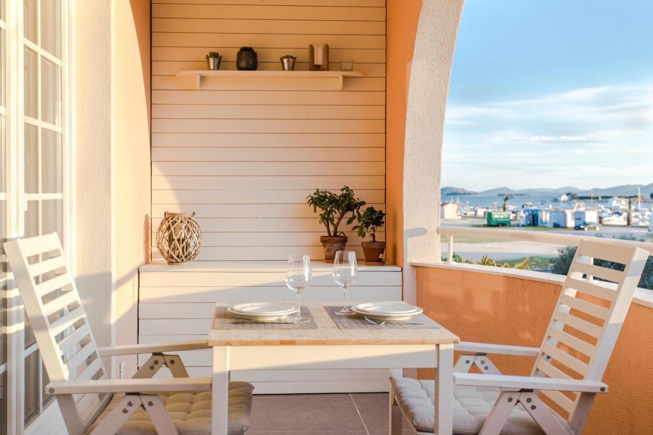Villa Lena Pakostane Bagian luar foto